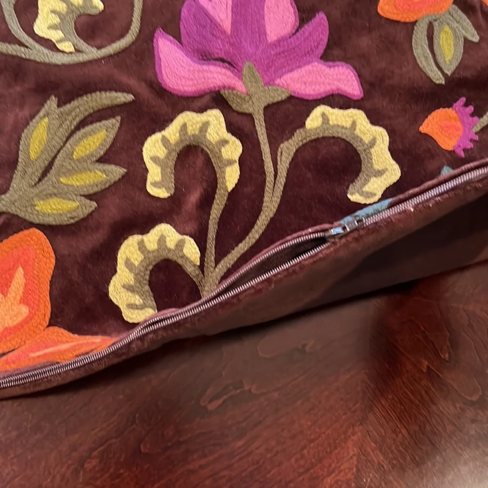 New Crate & Barrel browns velvet pillow cover floral embroidered 17.5”x17.5”